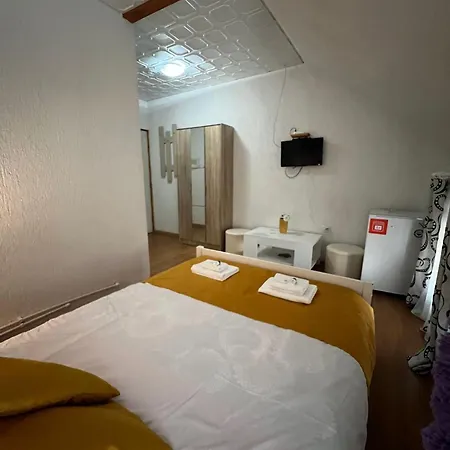 홈스테이 Casa Arian *